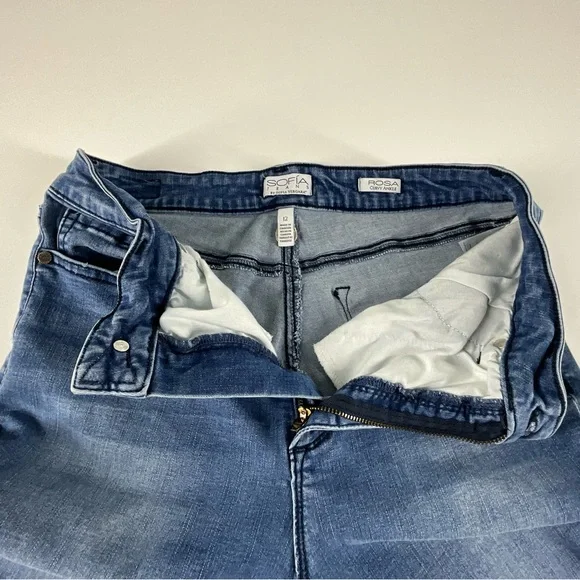 Sofia by Sofia Vergara Women’s Rosa Curvy Ankle Medium Wash Denim Jeans | 12 - Picture 6 of 16